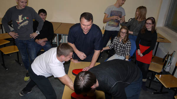 img03