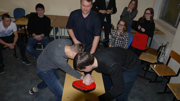 img03